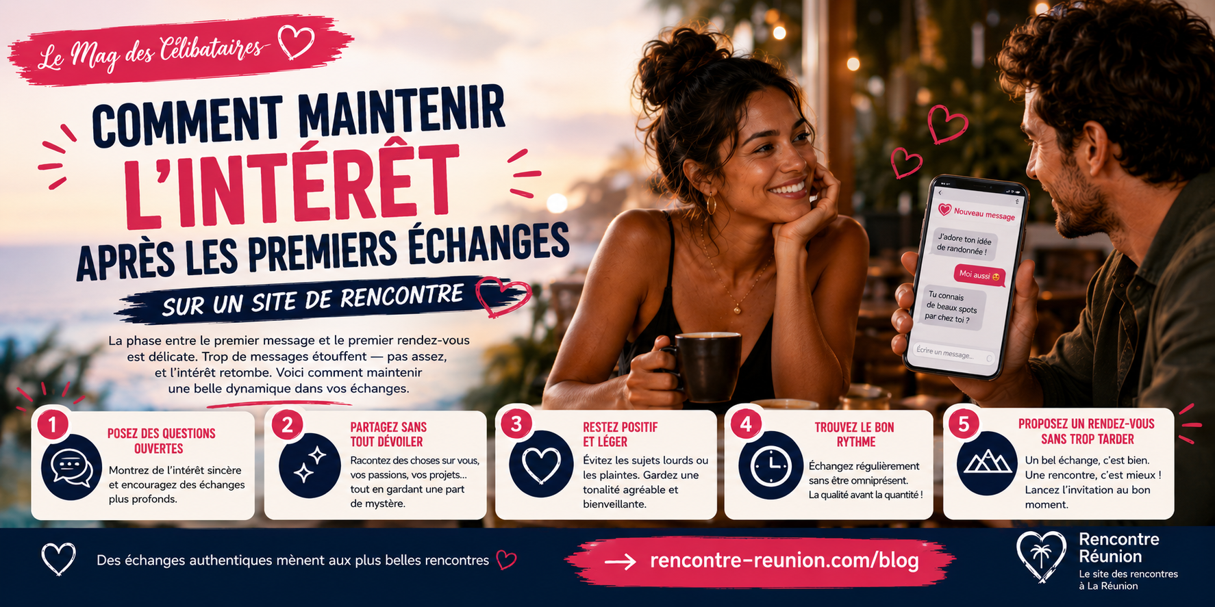 Personne souriante qui échange des messages avec quelqu'un sur un site de rencontre à La Réunion